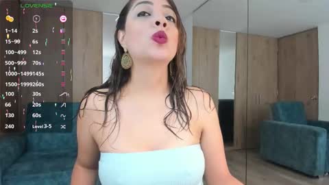 Snapshot of ms_valerypawg chatting on February 2026 10:11:02 AM Valery Torres online show from February 2026 10:11:02 AM