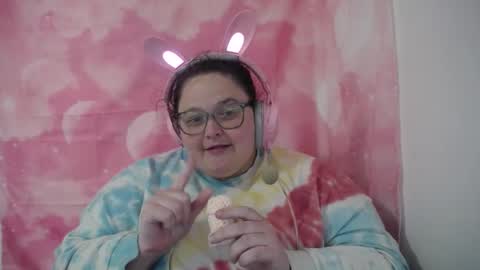 Snapshot of mscamirose15 chatting on October 2025 08:28:02 PM Ms. Cami Rose online show from October 2025 08:28:02 PM