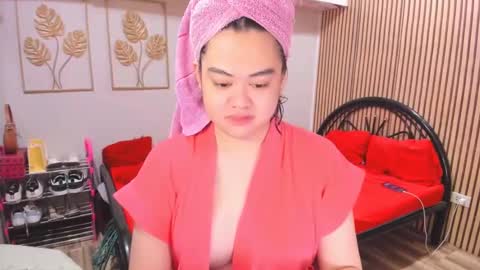 Snapshot of msdiamondxx chatting on January 2025 04:21:01 AM CINDY MIRANDA online show from January 2025 04:21:01 AM