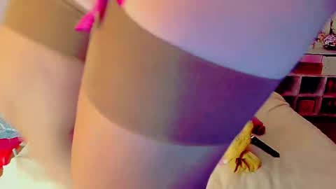 Im Jess I can be a strict stepMother or a sweet stMommy all depends on you online show from December 2024 10:43:01 AM