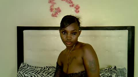 msred_xoxo online show from August 2026 02:37:02 AM