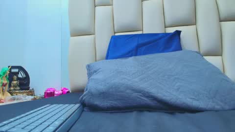 FERNANDA 3 online show from December 2025 03:12:03 AM