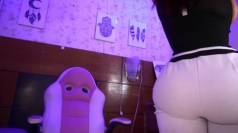 Manuela  online show from January 2025 03:15:01 AM