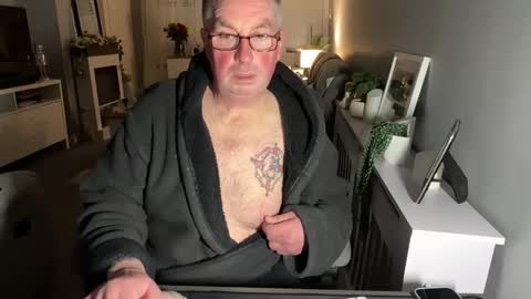 mtb1697 online show from February 2026 12:04:02 AM