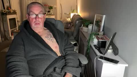 mtb1697 online show from March 2026 12:32:02 AM