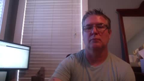 Snapshot of mtbrdr76 chatting on February 2026 10:32:02 PM Fun time Daddy online show from February 2026 10:32:02 PM