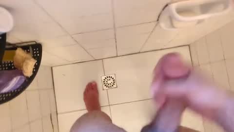 Snapshot of mttz13 chatting on February 2025 08:28:01 PM Matt Boy online show from February 2025 08:28:01 PM