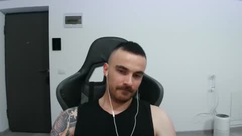 Victor online show from February 2025 07:49:01 PM