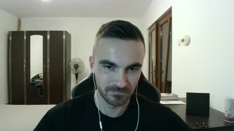 Victor online show from December 2025 07:53:02 PM