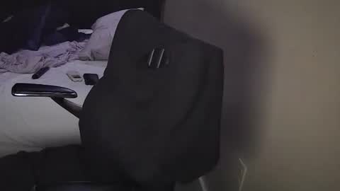 Muffdiver online show from January 2025 09:02:02 AM