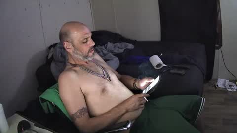 Muffdiver online show from June 2026 03:28:01 AM
