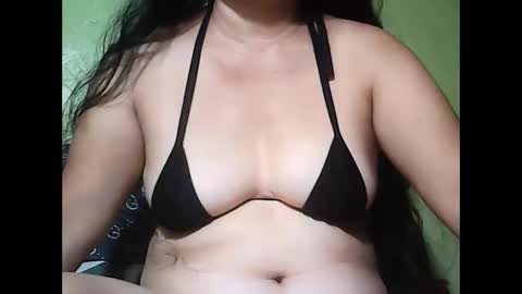 Snapshot of muffy_bunny chatting on October 2025 07:12:01 PM muffy_bunny online show from October 2025 07:12:01 PM