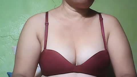 muffy_bunny online show from July 2026 08:01:01 PM