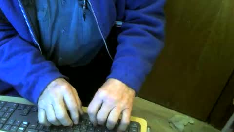 Snapshot of muller520 chatting on December 2025 08:41:02 AM muller520 online show from December 2025 08:41:02 AM