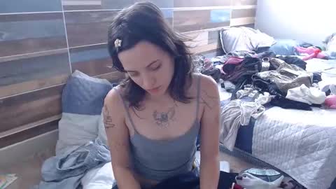   online show from October 2025 03:31:01 PM