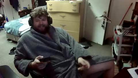 munchieee online show from December 2024 07:57:01 PM