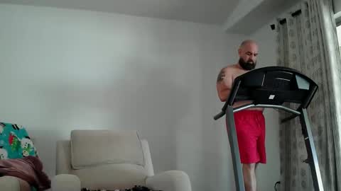 Bearded online show from May 2026 02:12:01 PM