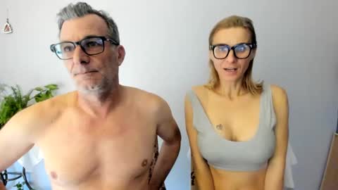 Snapshot of munishpunish chatting on January 2025 03:32:01 PM LOVELY JULIA Peter DAY online show from January 2025 03:32:01 PM