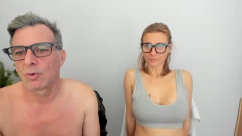 Snapshot of munishpunish chatting on January 2025 02:42:02 PM LOVELY JULIA Peter DAY online show from January 2025 02:42:02 PM