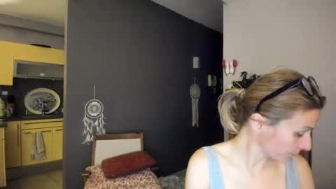 Snapshot of munishpunish chatting on January 2025 07:37:01 PM LOVELY JULIA Peter DAY online show from January 2025 07:37:01 PM