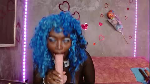 Leidy online show from November 2025 06:39:01 PM