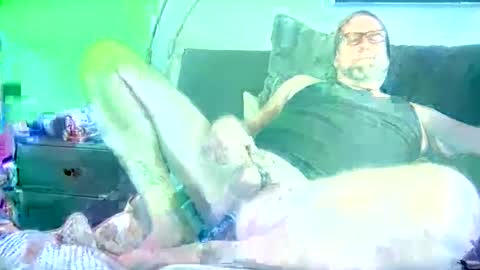 Snapshot of murfsturf7 chatting on October 2025 05:28:01 PM murfsturf7 online show from October 2025 05:28:01 PM