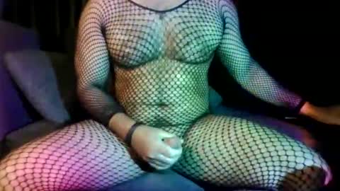 Snapshot of muscbttmbitch chatting on May 2026 08:03:01 PM muscbttmbitch online show from May 2026 08:03:01 PM