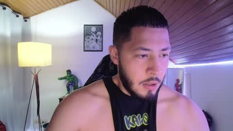 Snapshot of muscle_cock32 chatting on January 2025 10:40:01 AM David Big online show from January 2025 10:40:01 AM