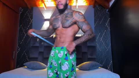 Snapshot of muscle_man19 chatting on December 2024 04:38:02 PM Nick online show from December 2024 04:38:02 PM