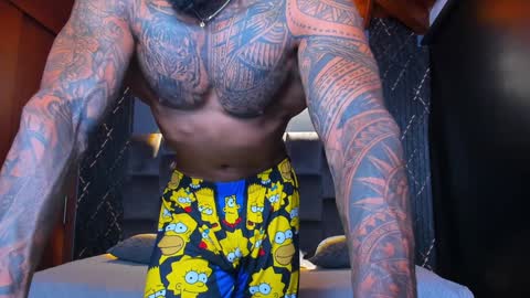 Snapshot of muscle_man19 chatting on December 2024 03:20:01 AM Nick online show from December 2024 03:20:01 AM