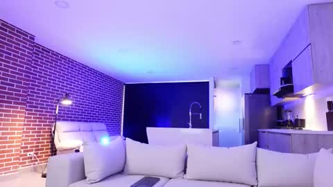 Snapshot of muscle_man19 chatting on October 2025 11:36:01 AM Nick online show from October 2025 11:36:01 AM