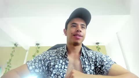 muscle scott online show from September 2025 12:10:01 PM