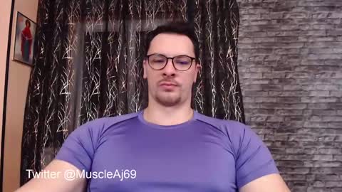 Snapshot of muscleaj69 chatting on January 2025 03:59:02 PM AJ online show from January 2025 03:59:02 PM