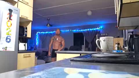 muscledaddy69s online show from December 2025 01:24:02 AM