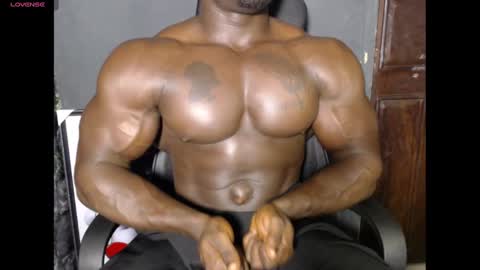 musclegod23 online show from January 2025 11:27:01 PM