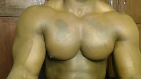 musclegod23 online show from September 2025 10:28:01 AM