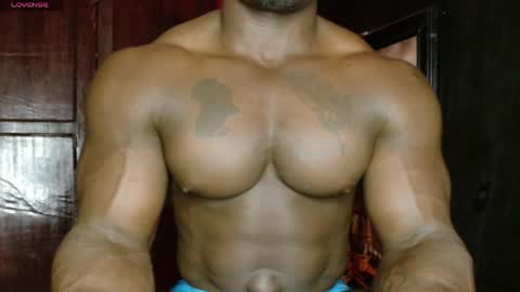 Snapshot of musclegodsammy23 chatting on April 2026 09:09:01 AM musclegod23 online show from April 2026 09:09:01 AM
