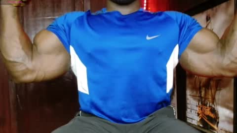 Snapshot of musclegodsammy23 chatting on April 2026 09:47:01 AM musclegod23 online show from April 2026 09:47:01 AM