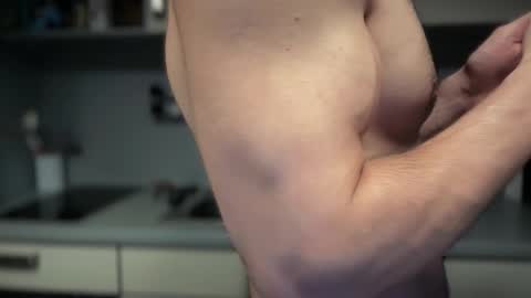 musclehair3 online show from May 2026 09:20:01 PM