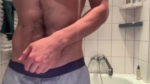 musclehair3 online show from June 2026 08:20:02 AM