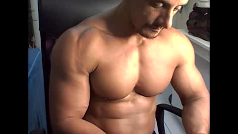 muscleoss online show from January 2025 04:06:02 AM