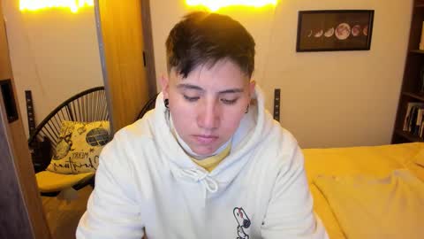 Snapshot of musicayluna chatting on March 2026 02:47:02 AM VALENTINA Luna online show from March 2026 02:47:02 AM