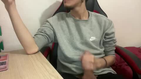 muupp69 online show from December 2024 12:55:02 PM