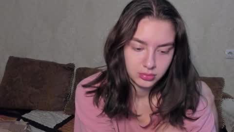 Snapshot of muuur_fam chatting on September 2025 06:46:01 PM HEY online show from September 2025 06:46:01 PM