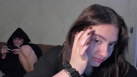 Snapshot of muuur_fam chatting on October 2025 09:15:01 PM HEY online show from October 2025 09:15:01 PM