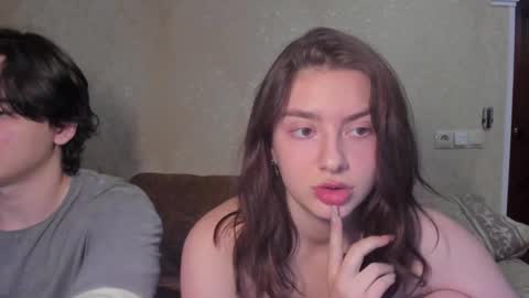 Snapshot of muuur_fam1 chatting on November 2025 07:54:01 PM HEY online show from November 2025 07:54:01 PM