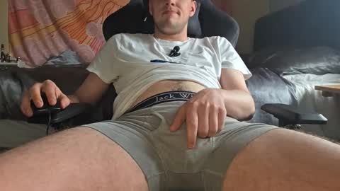 Muzzy online show from October 2025 01:20:01 PM