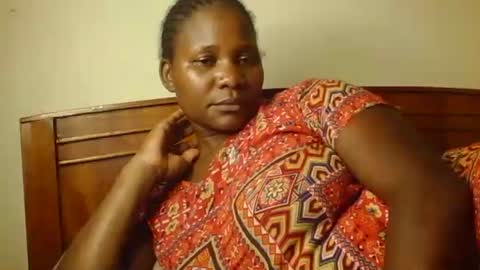 mwekas568403 online show from December 2025 06:36:01 PM