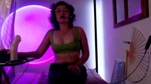 Snapshot of mx_anouk_divine chatting on March 2026 11:44:01 PM Mx. Anouk Divine online show from March 2026 11:44:01 PM