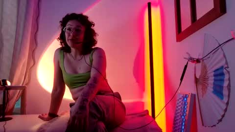 Snapshot of mx_anouk_divine chatting on March 2026 12:34:02 AM Mx. Anouk Divine online show from March 2026 12:34:02 AM